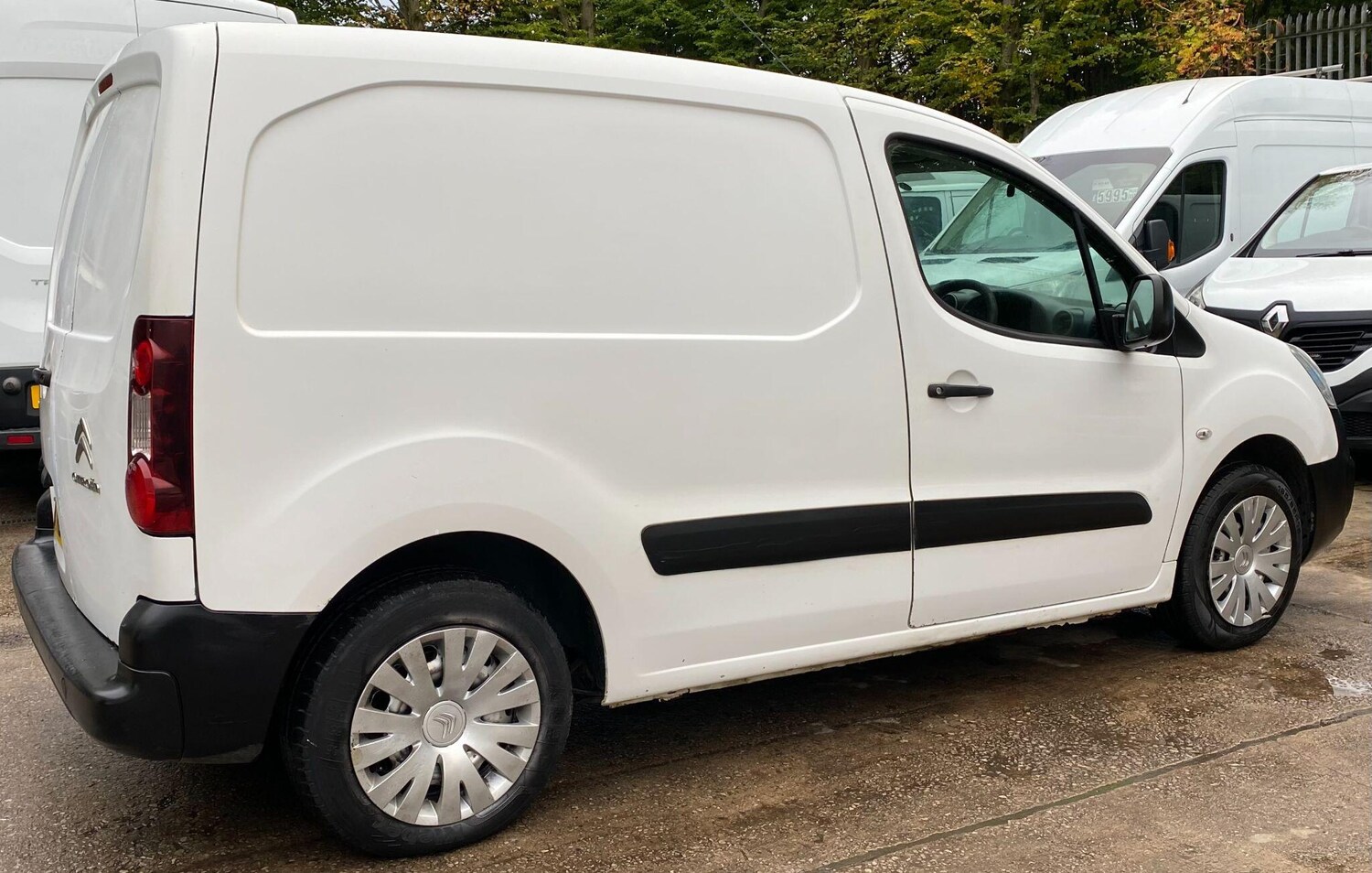 Used Citroen Berlingo 2016 for sale - 76549846: Photo 9