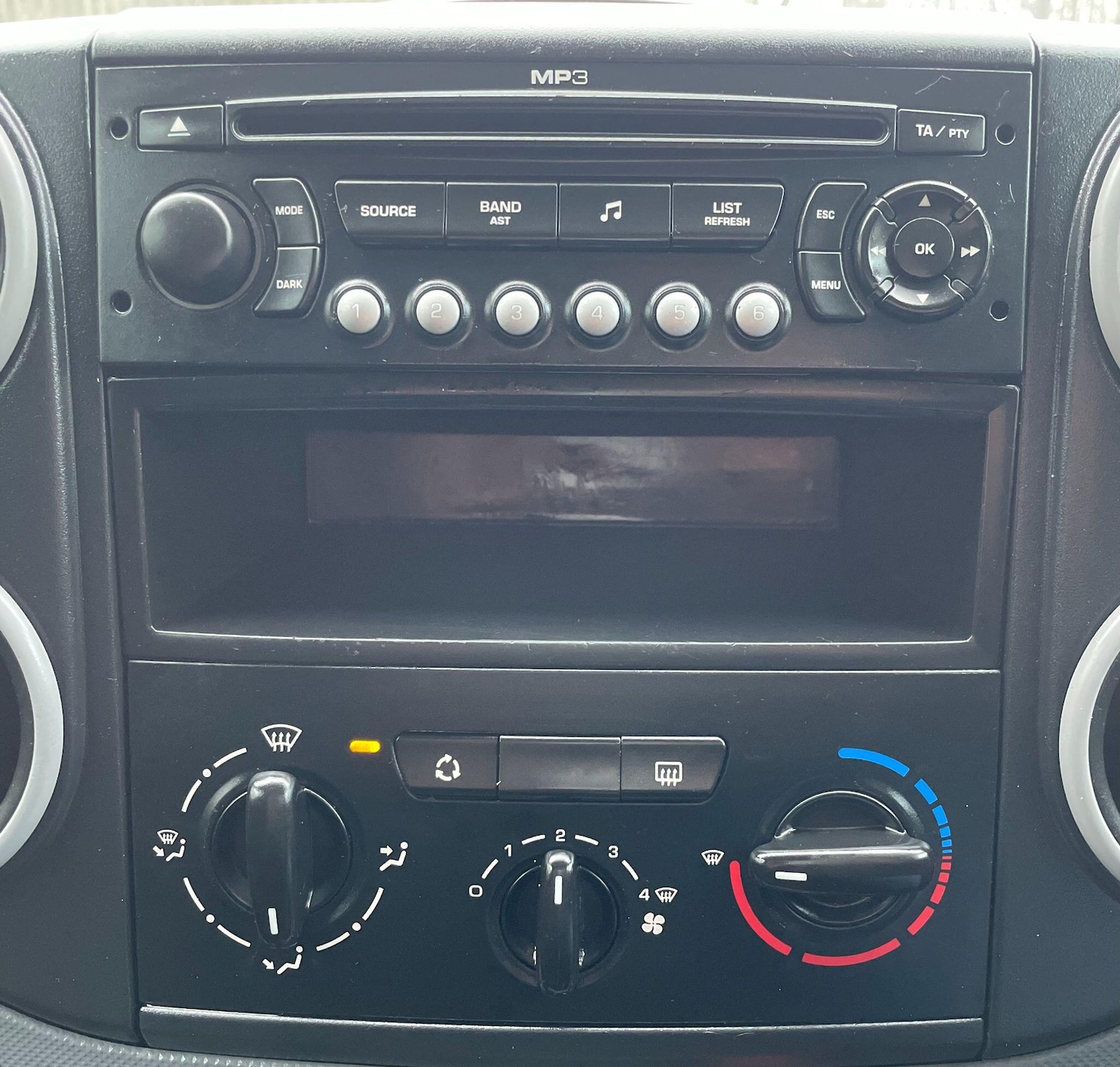 Used Citroen Berlingo 2009 for sale - 77156025: Photo 31