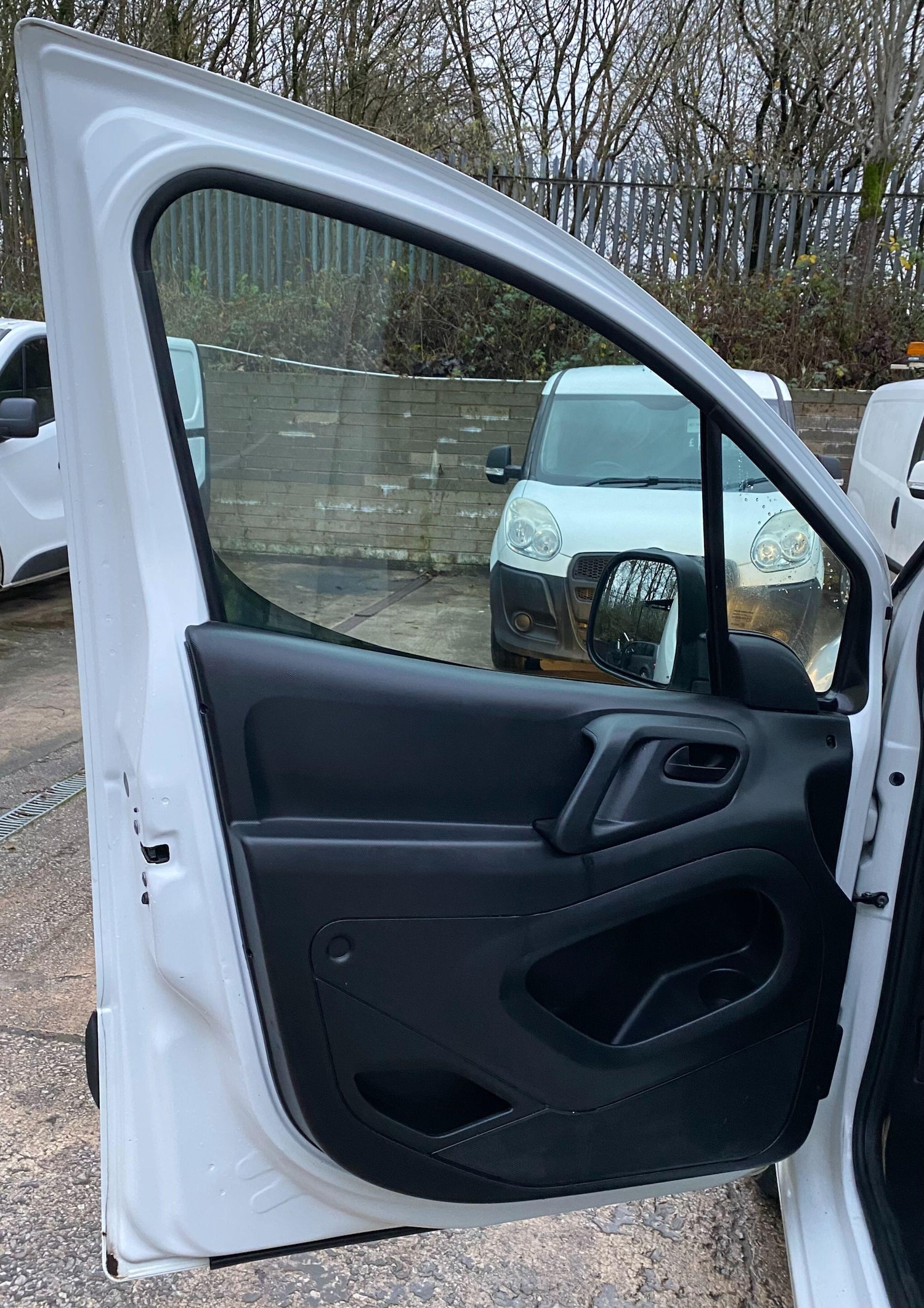 Used Citroen Berlingo 2014 for sale - 76990887: Photo 38