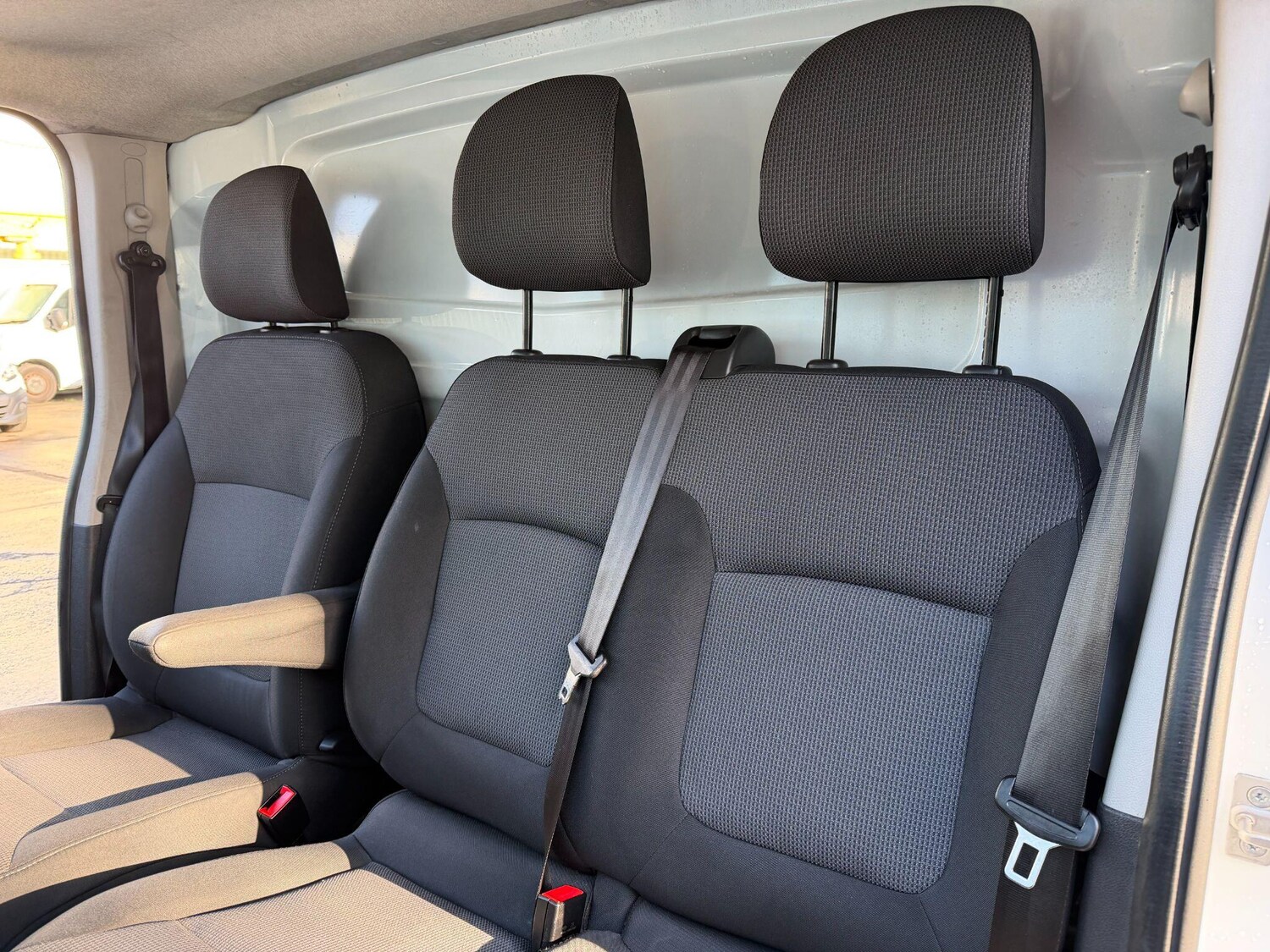 Used Renault Trafic 2022 for sale - 77352001: Photo 48