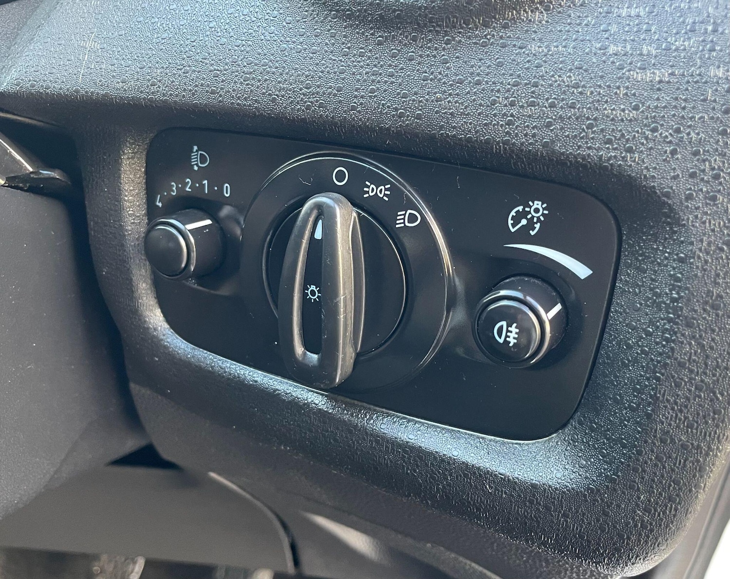 Used Ford Fiesta 2013 for sale - 77909597: Photo 25