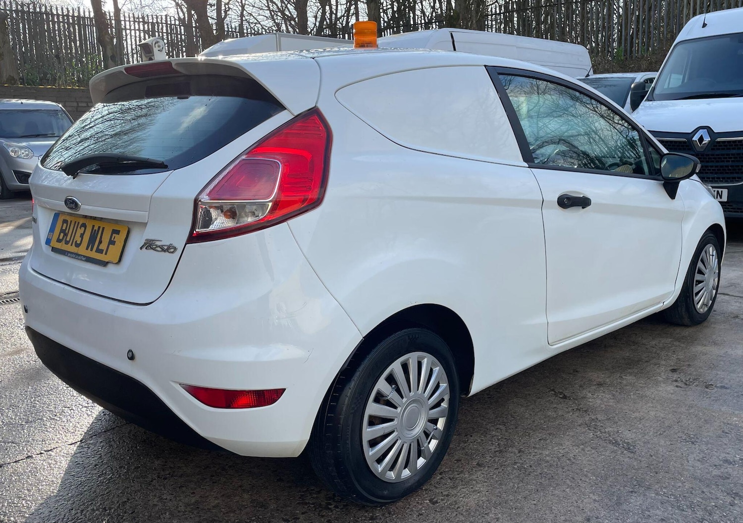 Used Ford Fiesta 2013 for sale - 77909597: Photo 9