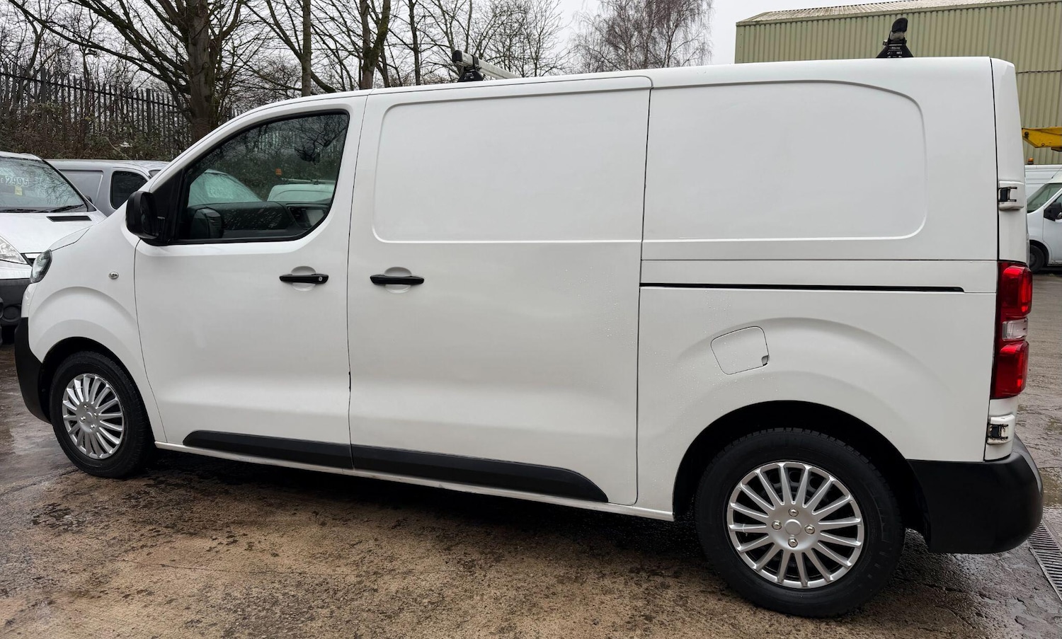 Used Citroen Dispatch 2017 for sale - 77144275: Photo 18