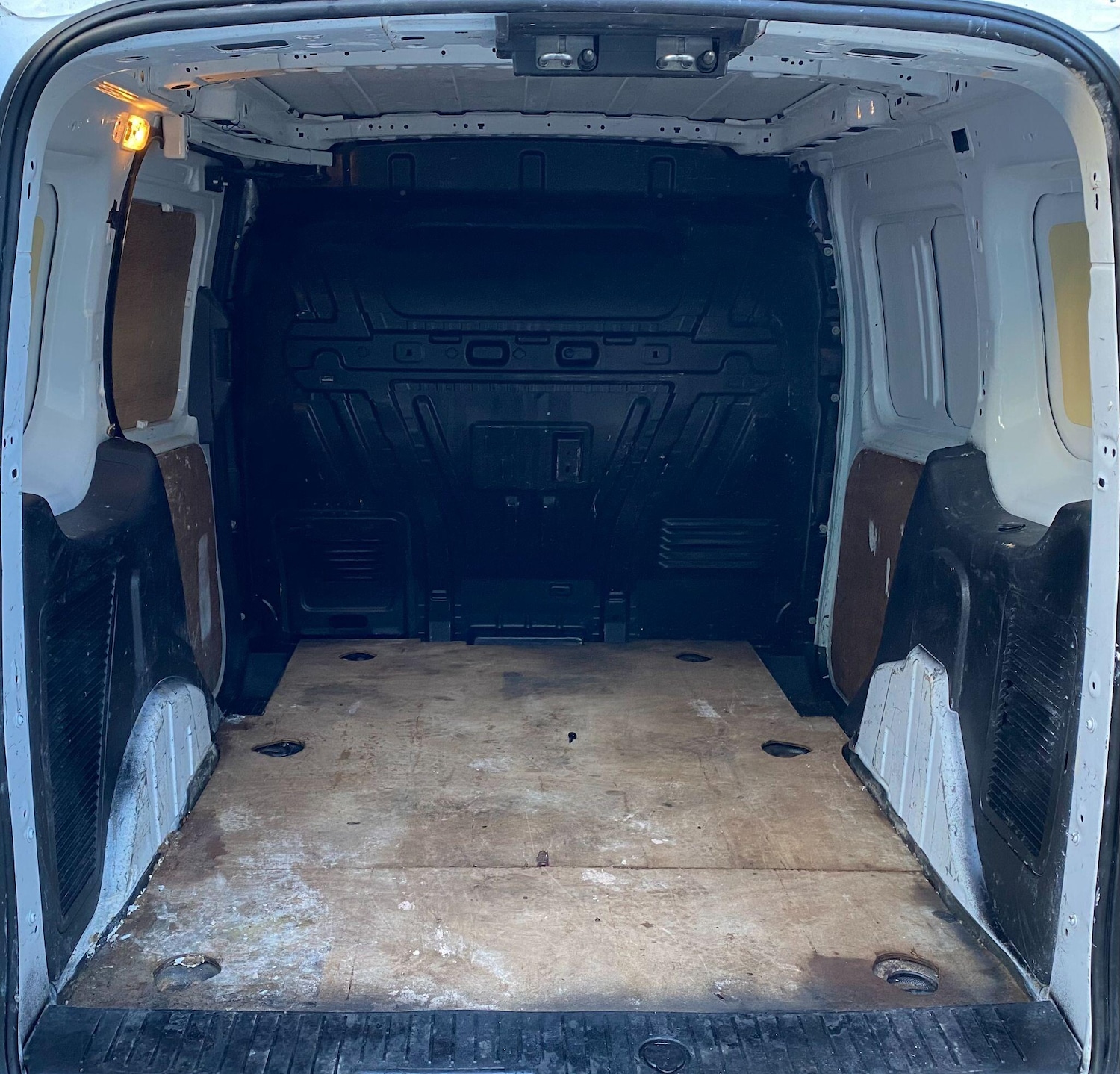 Used Ford Transit Connect 2014 for sale - 76936027: Photo 17