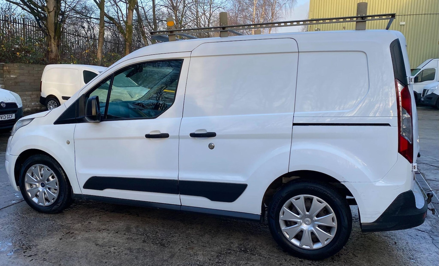 Used Ford Transit Connect 2014 for sale - 76936027: Photo 21