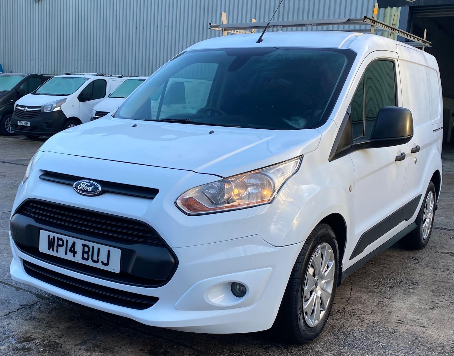 Used Ford Transit Connect 2014 for sale - 76936027: Photo 28
