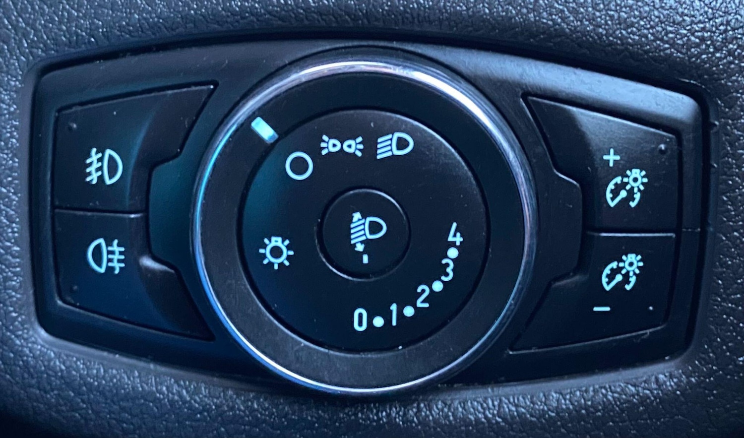 Used Ford Transit Connect 2014 for sale - 76936027: Photo 39