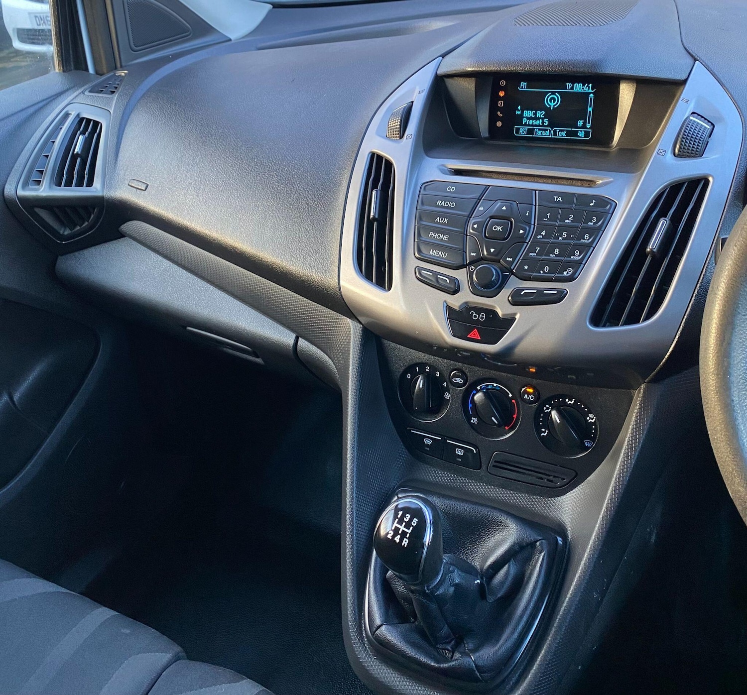 Used Ford Transit Connect 2014 for sale - 76936027: Photo 42