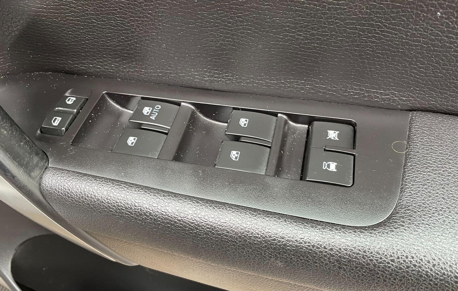 Used Chevrolet Captiva for sale - 76550221: Photo 25