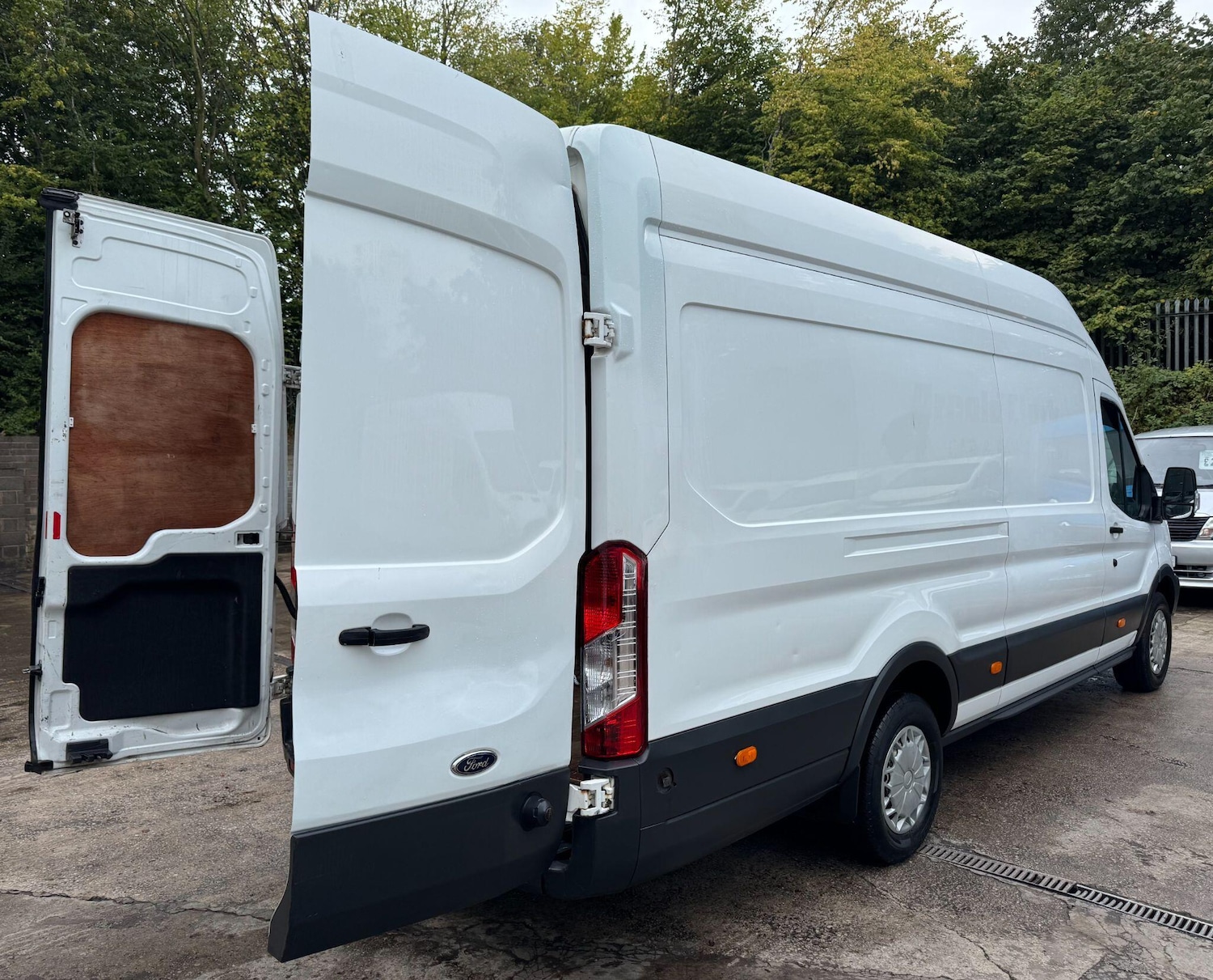 Used Ford Transit 2016 for sale - 76551013: Photo 12