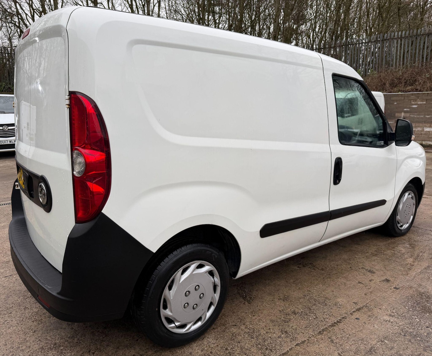 Used Vauxhall Combo 2013 for sale - 77646670: Photo 11