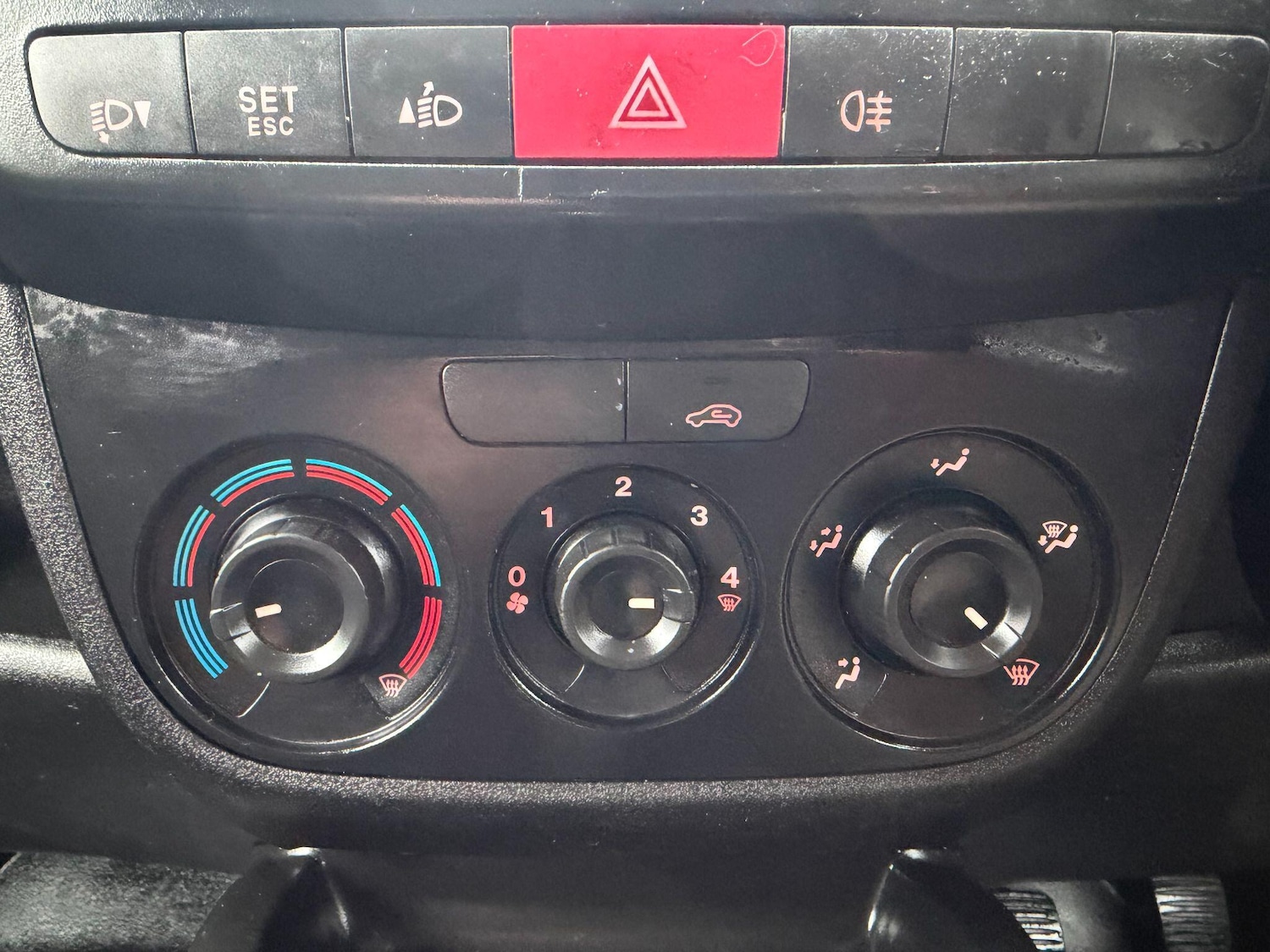 Used Vauxhall Combo 2013 for sale - 77646670: Photo 33