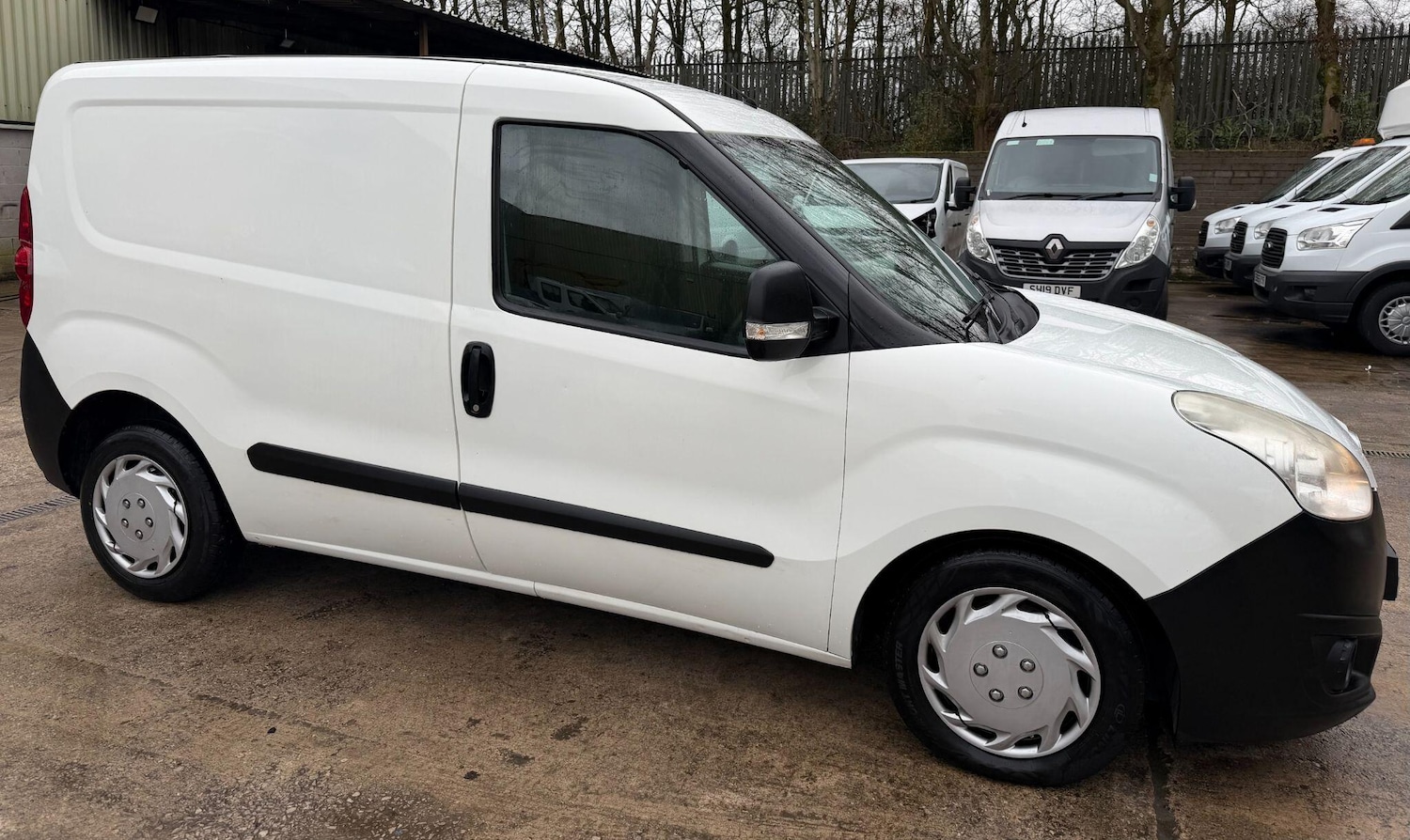 Used Vauxhall Combo 2013 for sale - 77646670: Photo 6