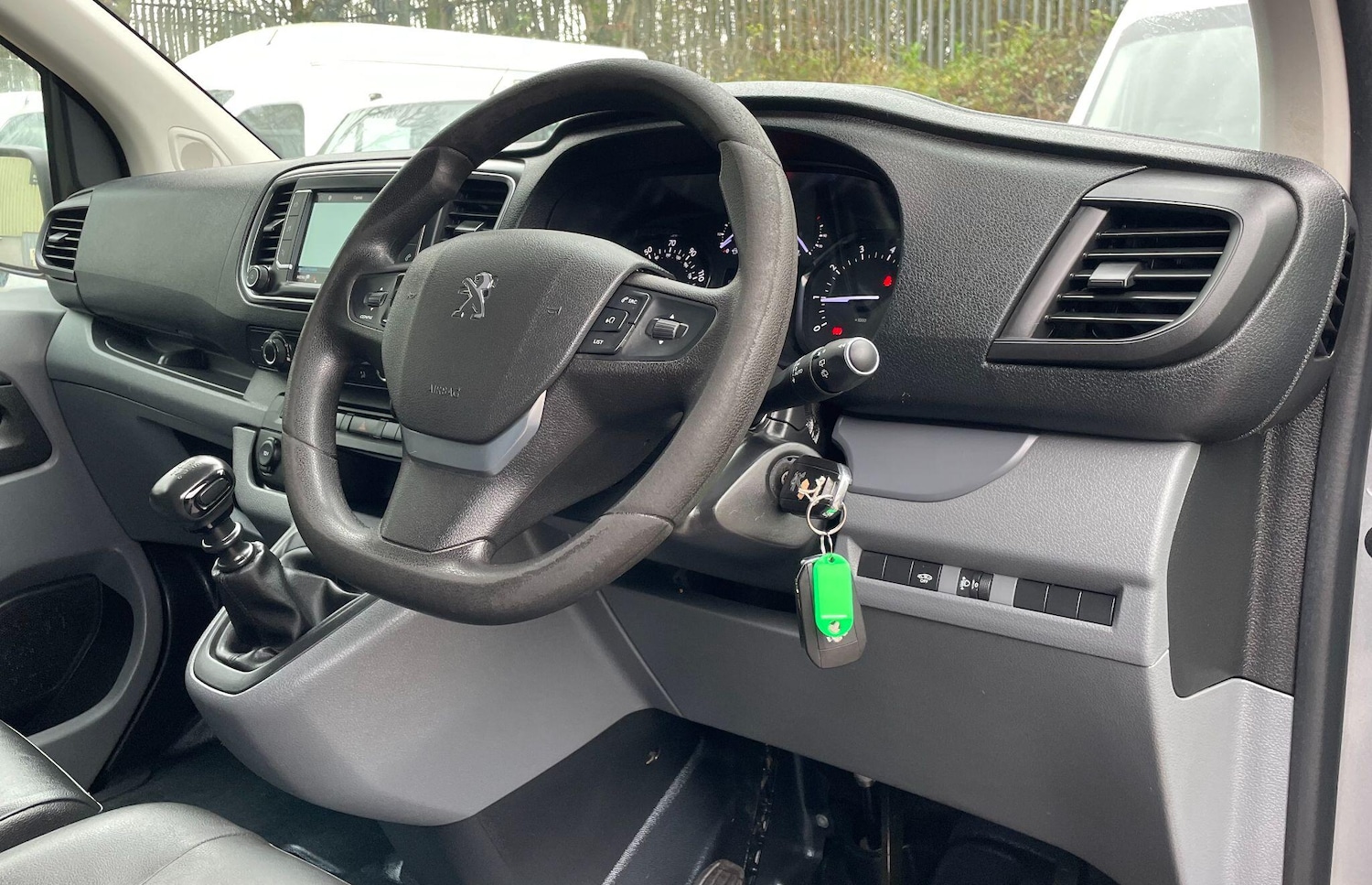 Used Peugeot Expert 2019 for sale - 76997513: Photo 26