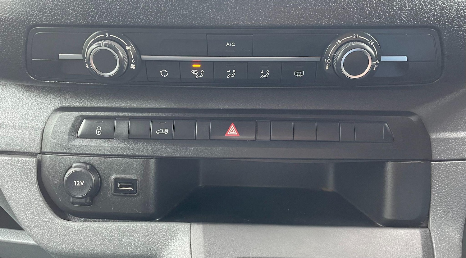 Used Peugeot Expert 2019 for sale - 76997513: Photo 33