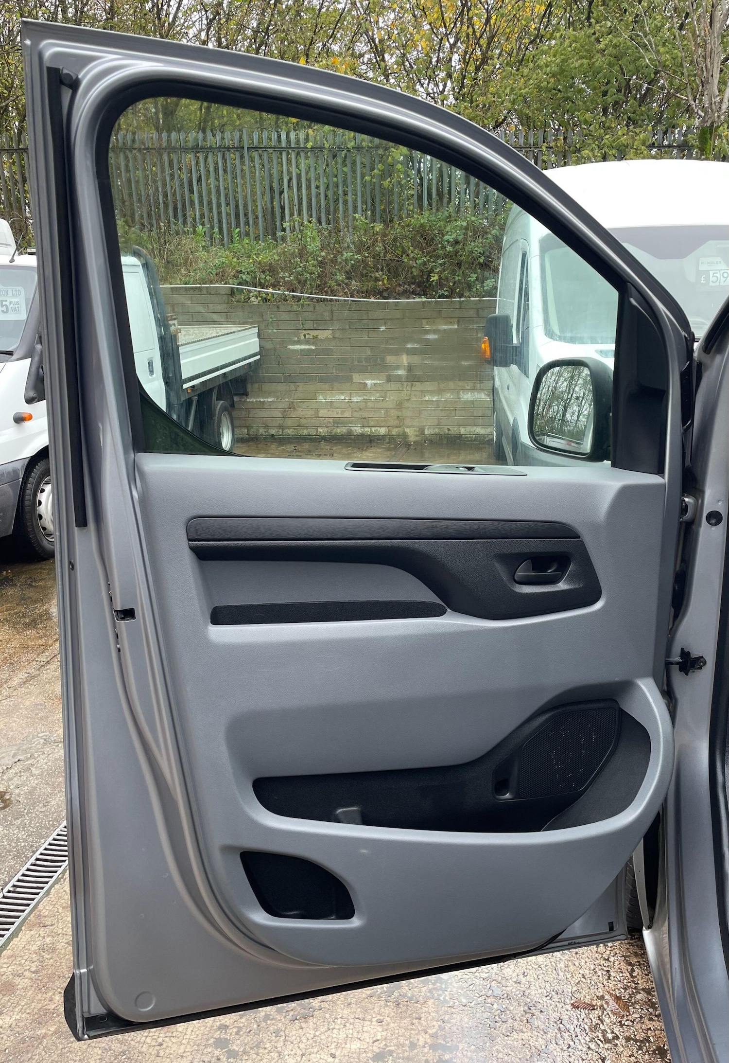 Used Peugeot Expert 2019 for sale - 76997513: Photo 35