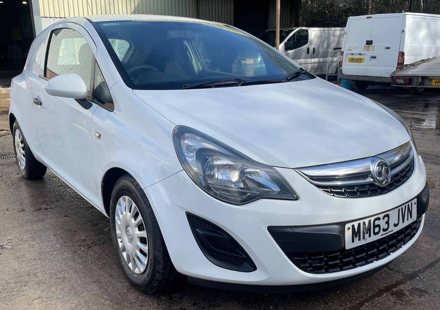 Used Vauxhall Corsa Van for sale - 78062976: Photo 4