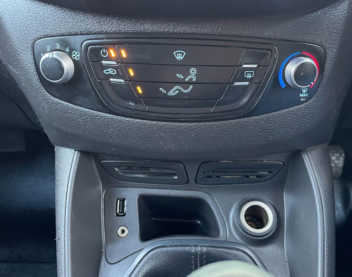 Used Ford Transit Courier 2014 for sale - 76865868: Photo 28