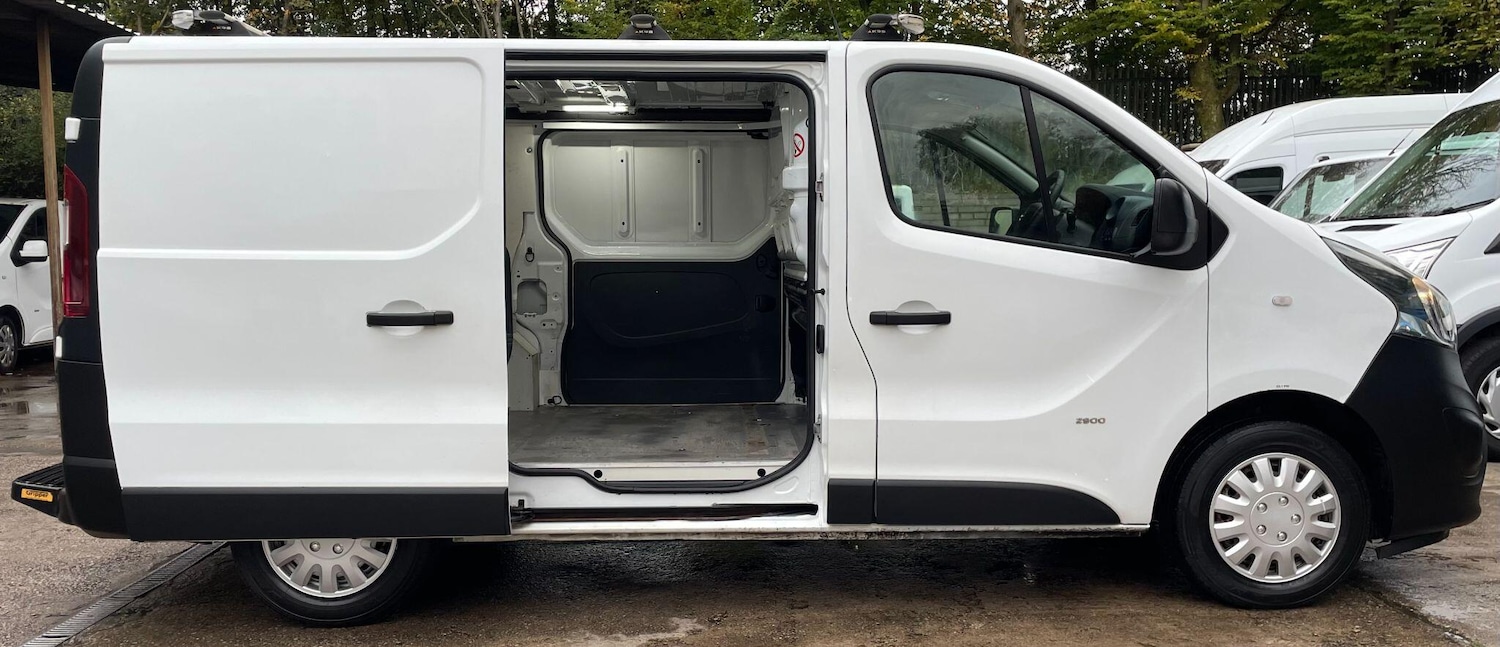 Used Vauxhall Vivaro 2016 for sale - 76645506: Photo 8