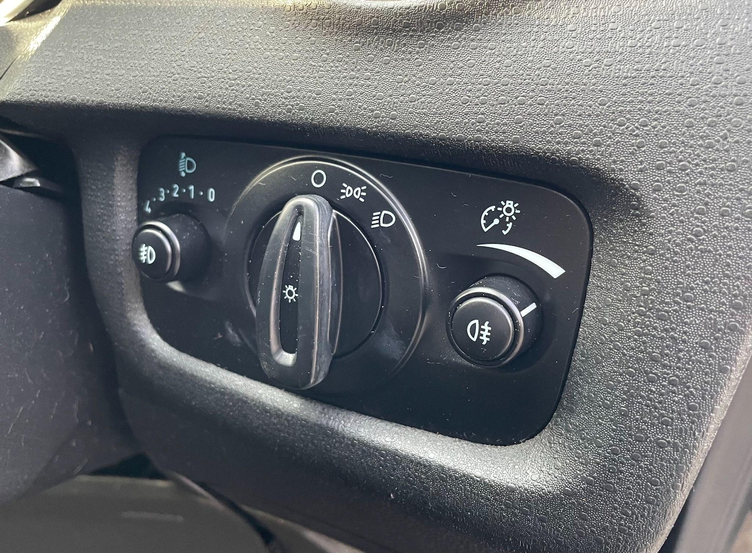 Used Ford Fiesta 2014 for sale - 76866325: Photo 27