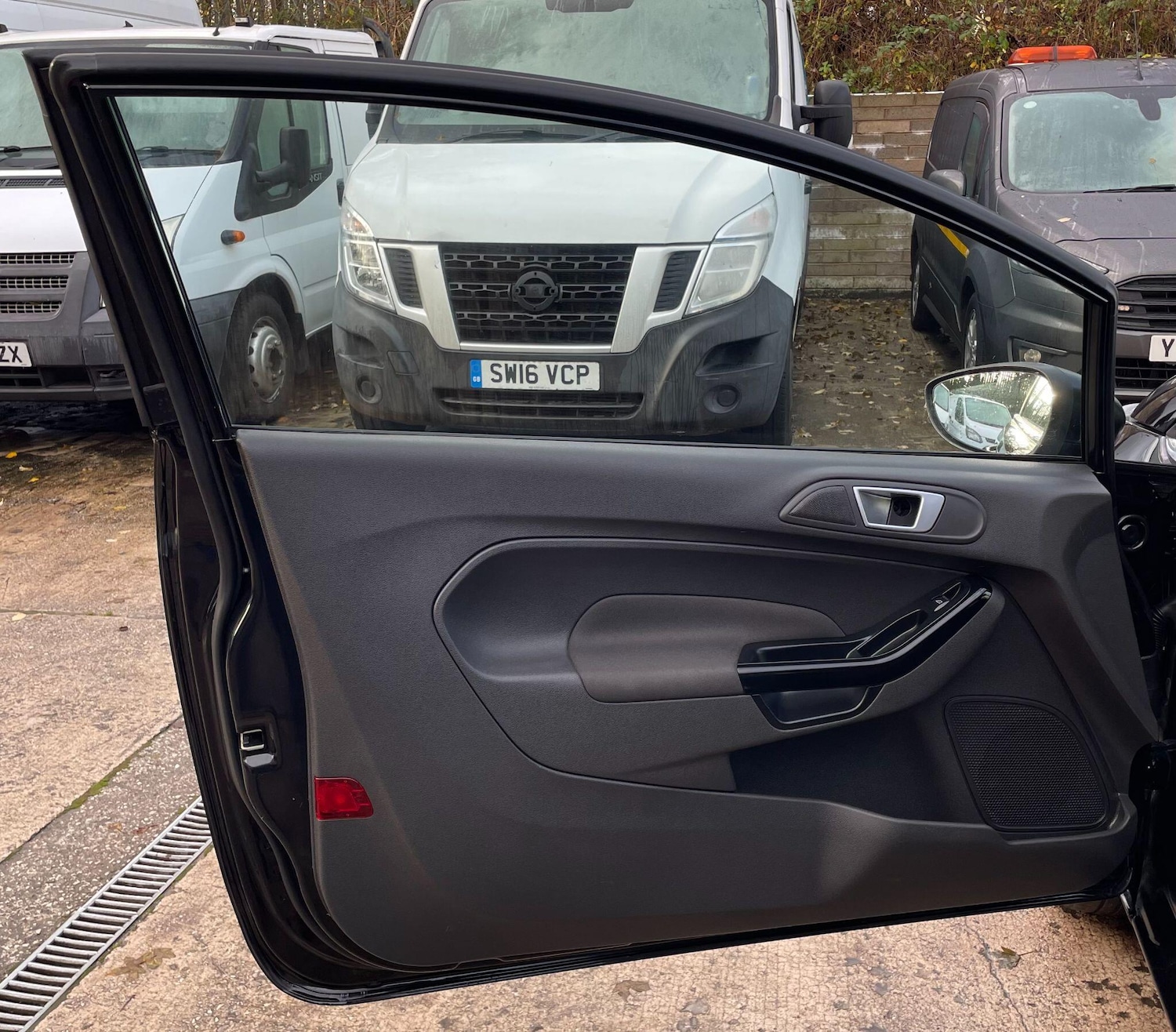 Used Ford Fiesta 2014 for sale - 76866325: Photo 35