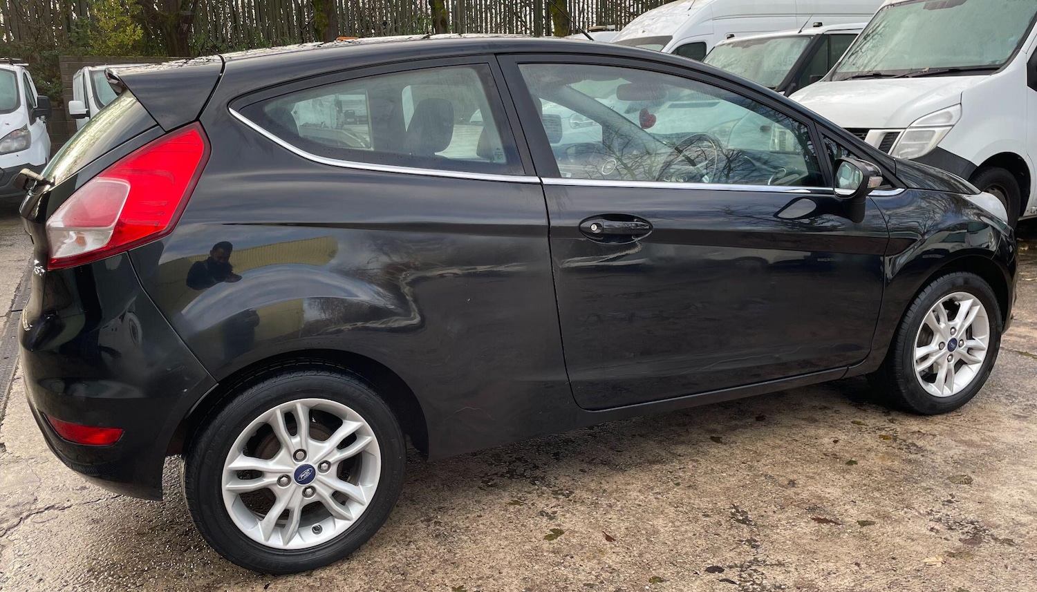 Used Ford Fiesta 2014 for sale - 76866325: Photo 8