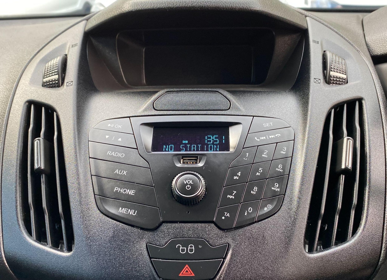 Used Ford Transit Connect 2016 for sale - 77626232: Photo 31