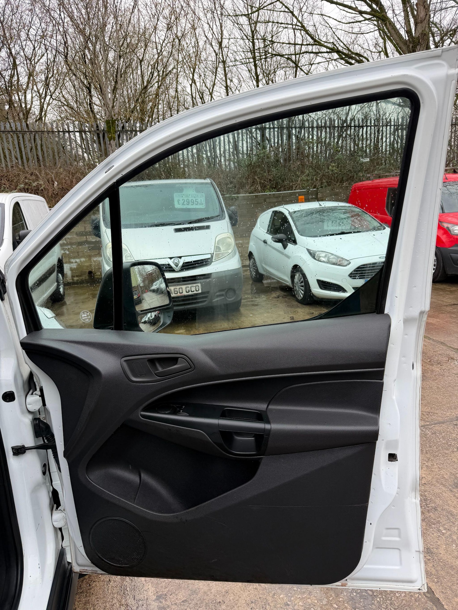 Used Ford Transit Connect 2017 for sale - 77696601: Photo 30