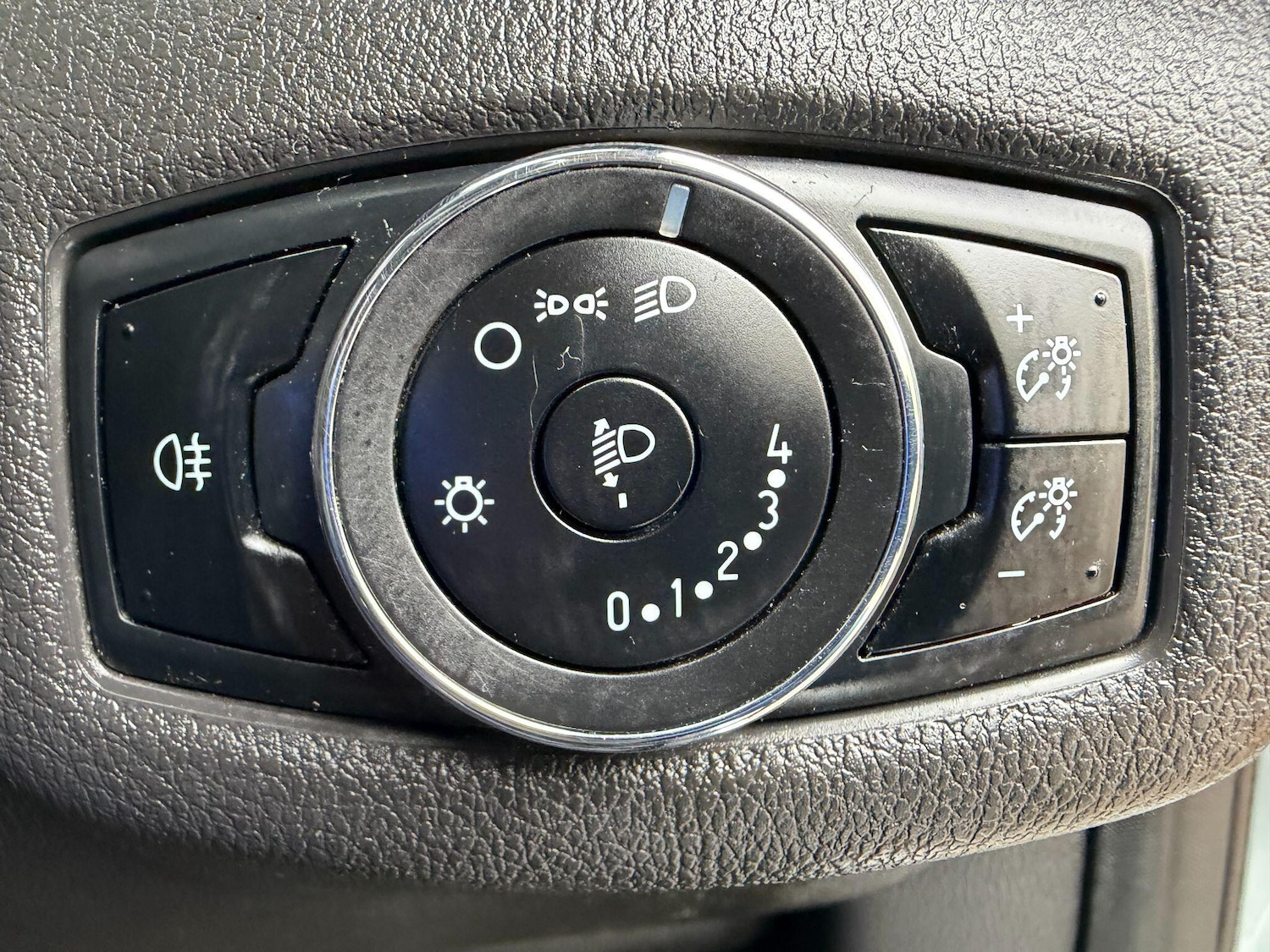 Used Ford Transit Connect 2017 for sale - 77696601: Photo 32