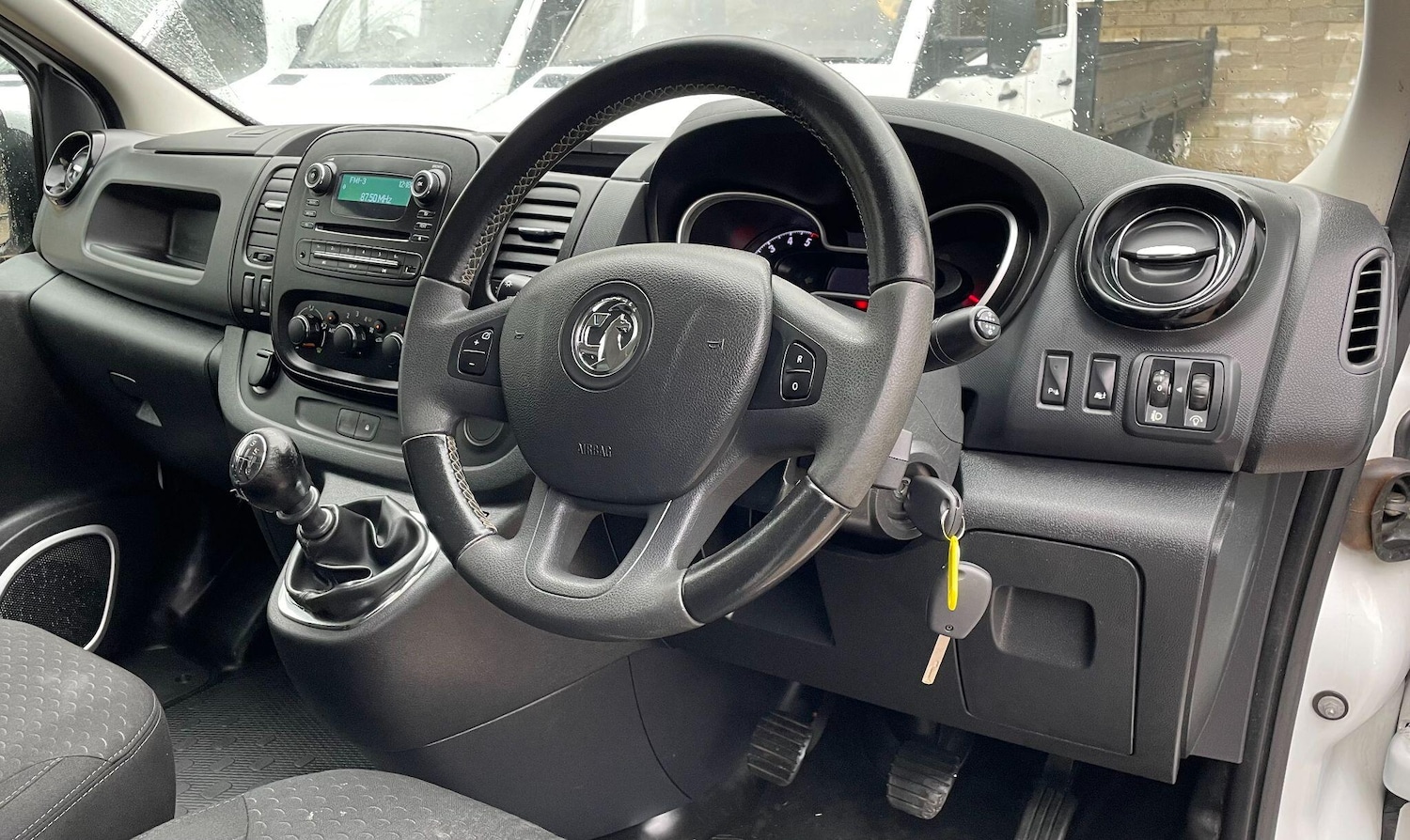 Used Vauxhall Vivaro 2017 for sale - 77290458: Photo 25