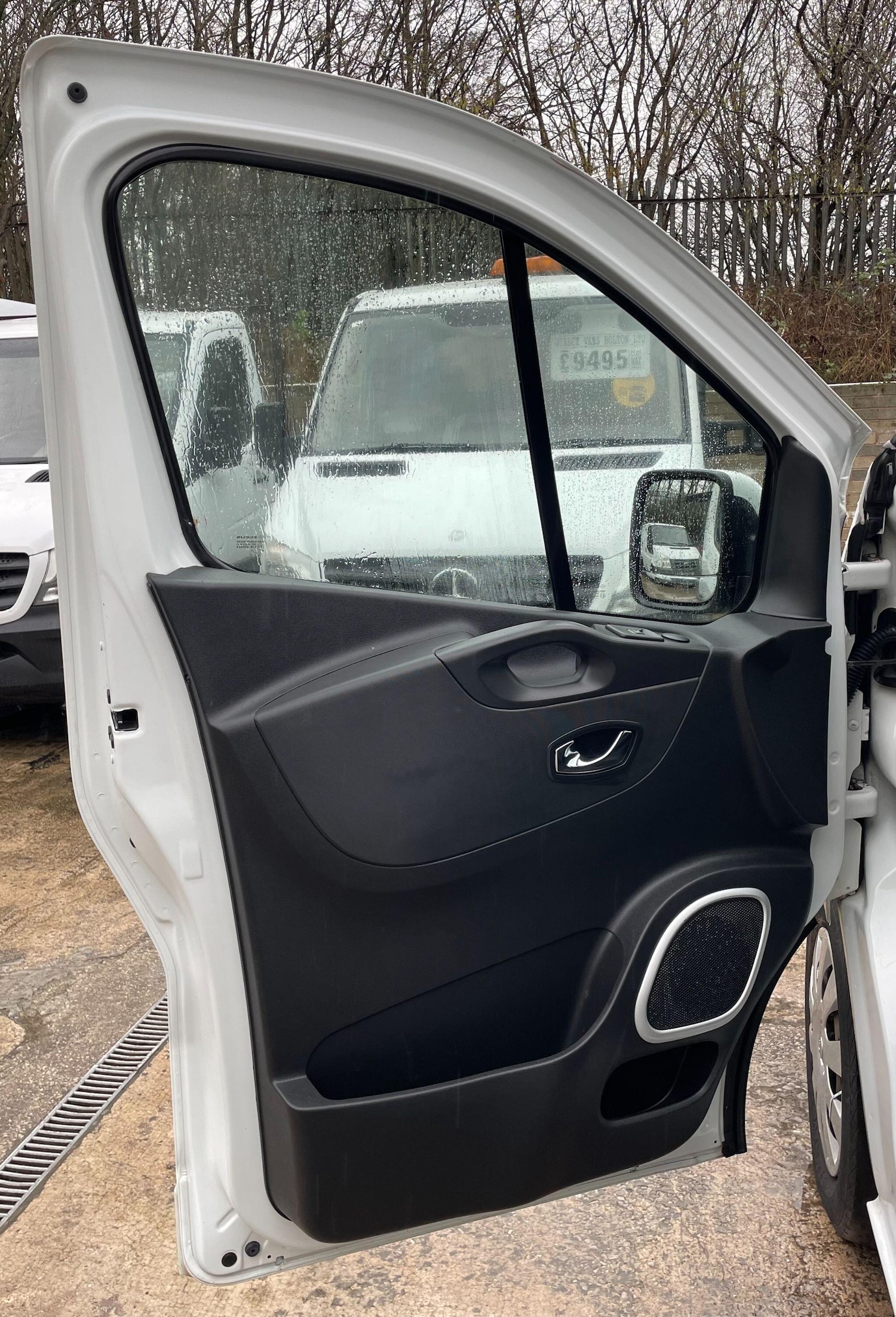 Used Vauxhall Vivaro 2017 for sale - 77290458: Photo 34