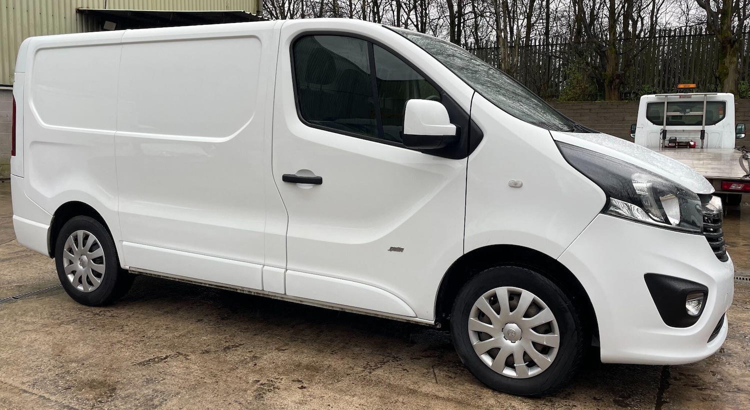 Used Vauxhall Vivaro 2017 for sale - 77290458: Photo 6