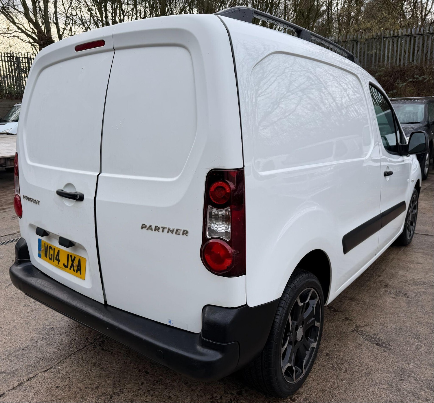 Used Peugeot Partner 2014 for sale - 77237982: Photo 10