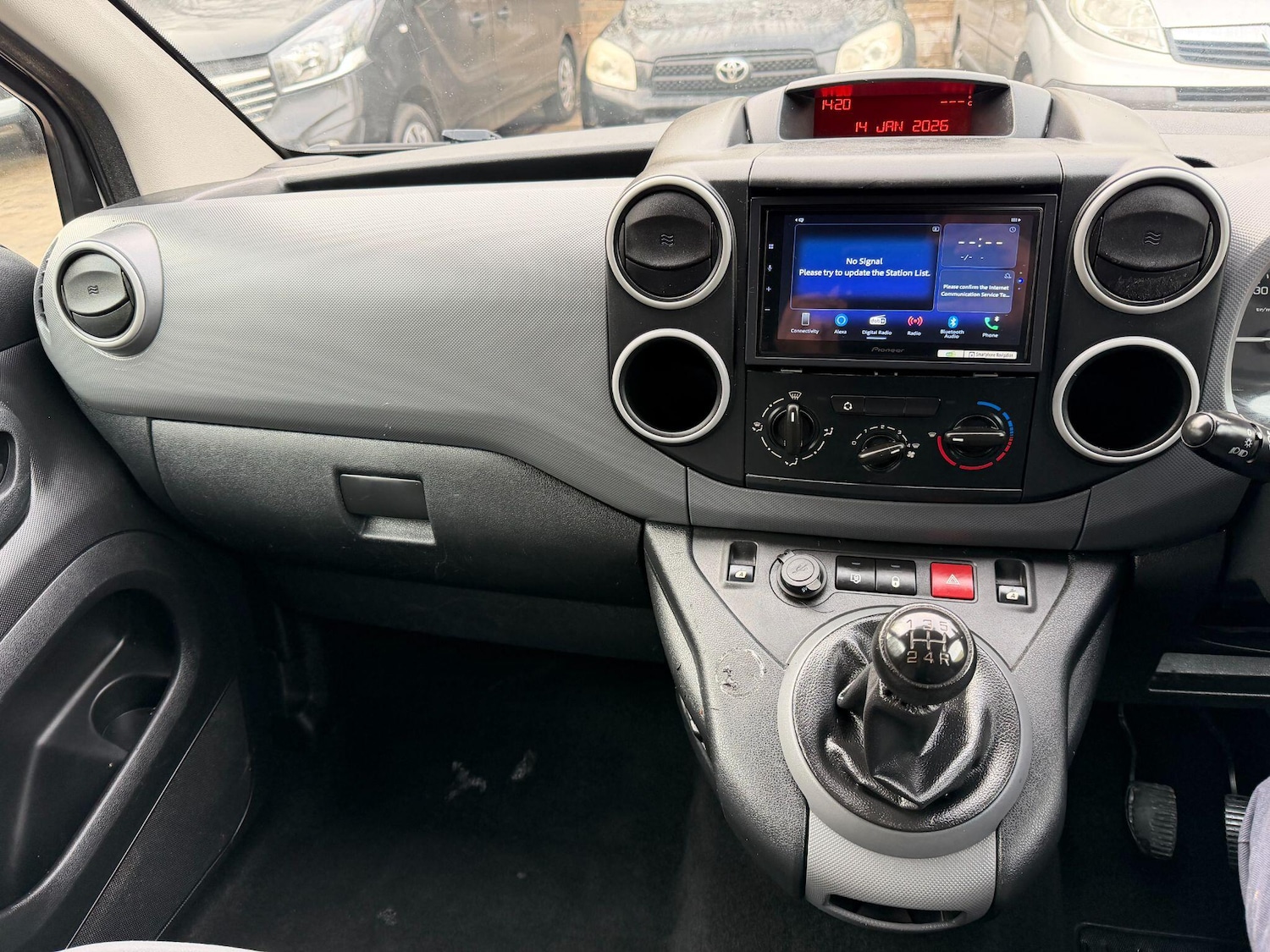 Used Peugeot Partner 2014 for sale - 77237982: Photo 32