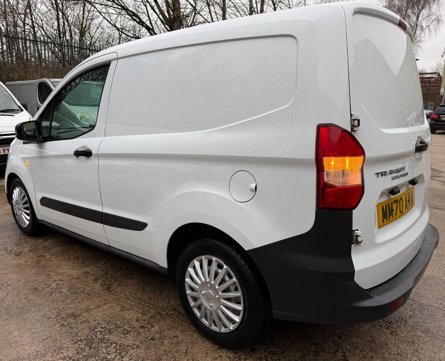 Used Ford Transit Courier for sale - 78115070: Photo 16
