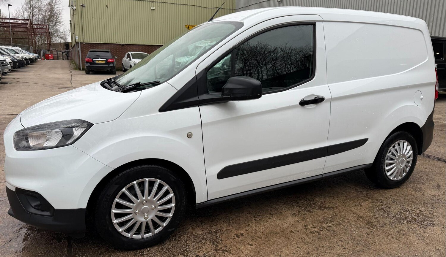 Used Ford Transit Courier for sale - 78115070: Photo 20