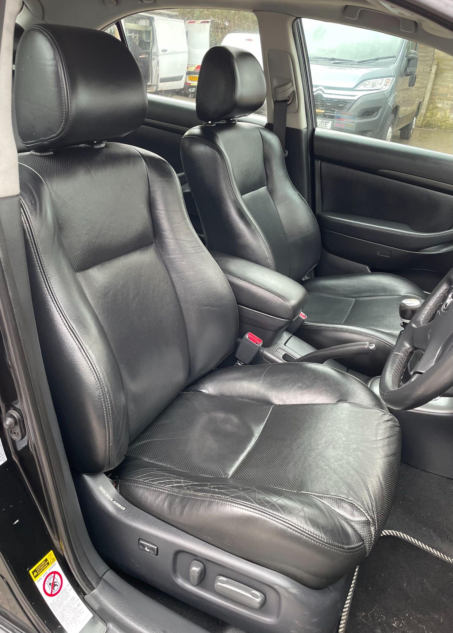 Used Toyota Avensis 2006 for sale - 76549795: Photo 27