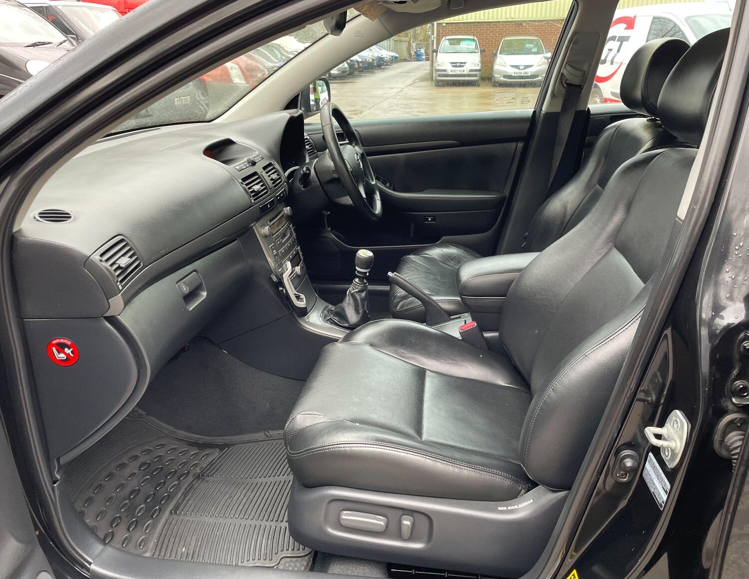 Used Toyota Avensis 2006 for sale - 76549795: Photo 39