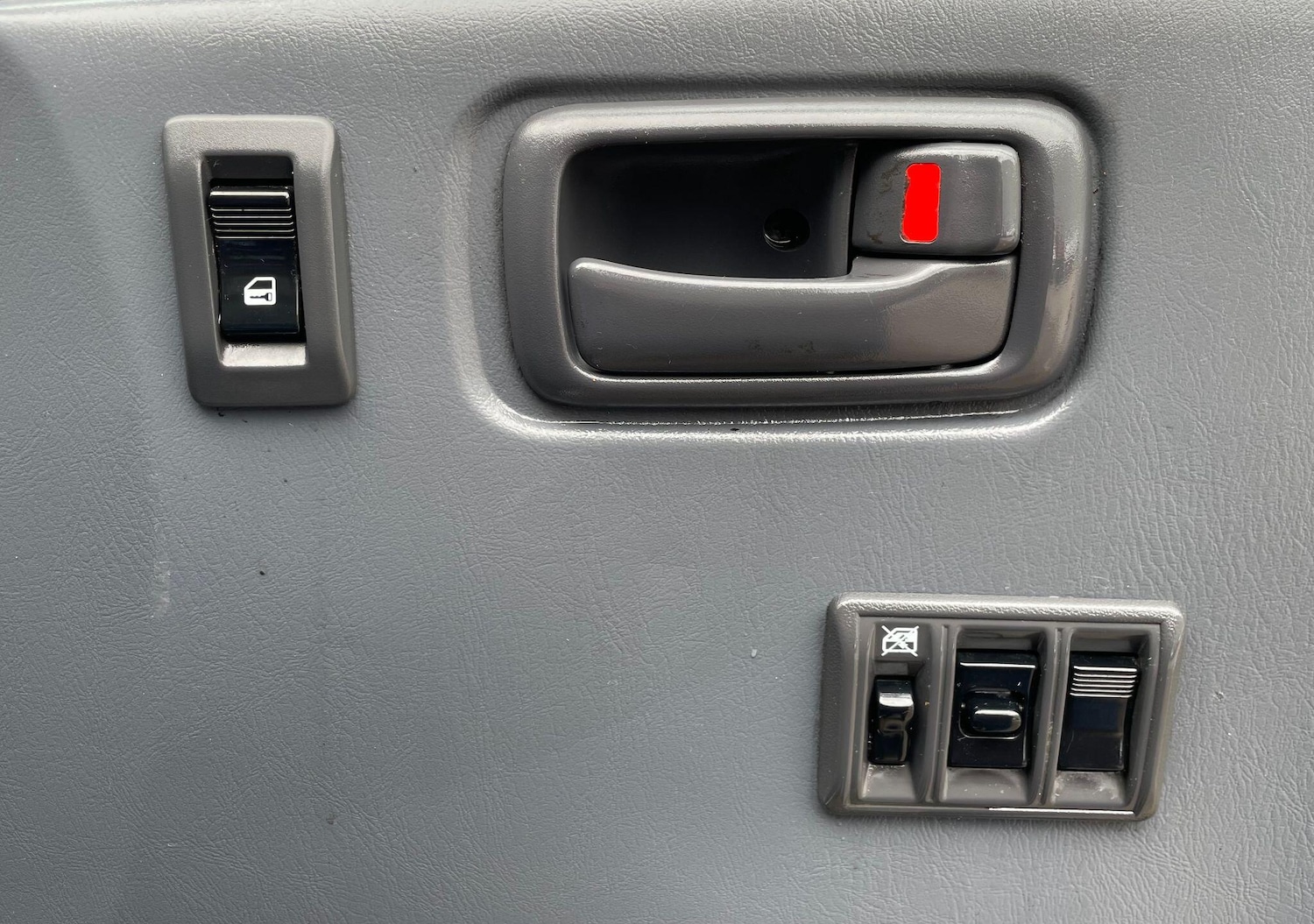 Used Toyota HiAce 2007 for sale - 76646094: Photo 22