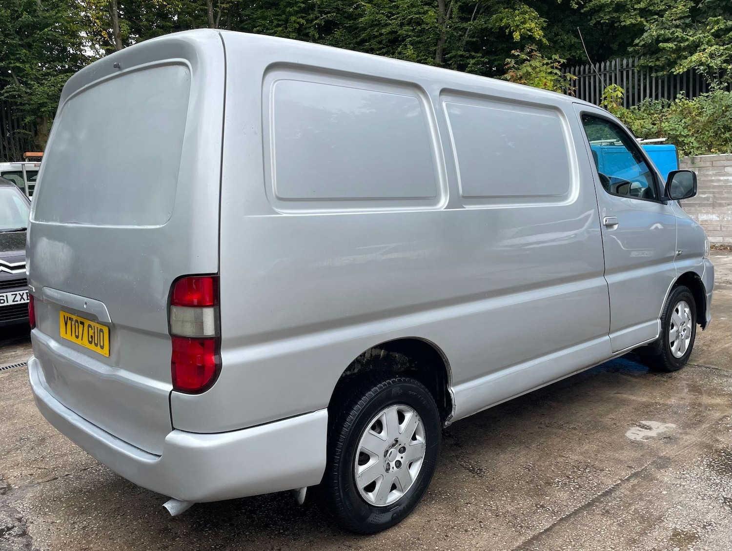 Used Toyota HiAce 2007 for sale - 76646094: Photo 9