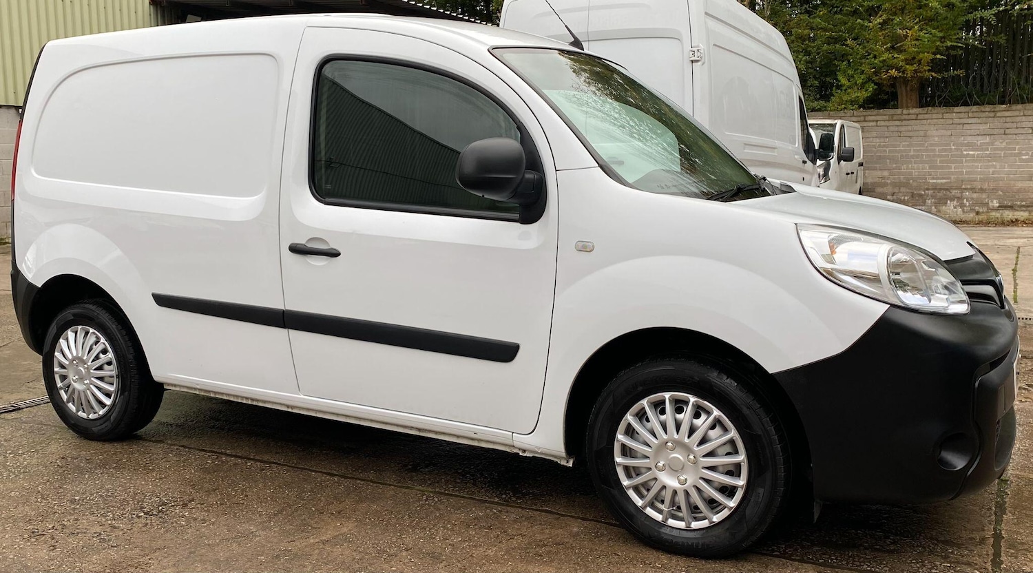 Used Renault Kangoo 2021 for sale - 76550272: Photo 4