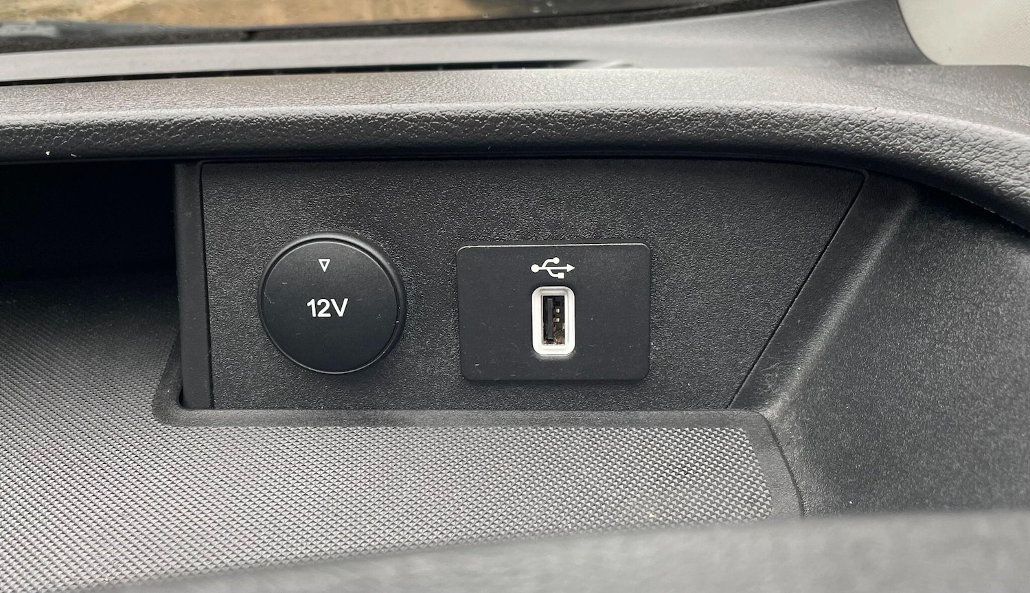 Used Ford Transit Custom 2019 for sale - 77306129: Photo 32