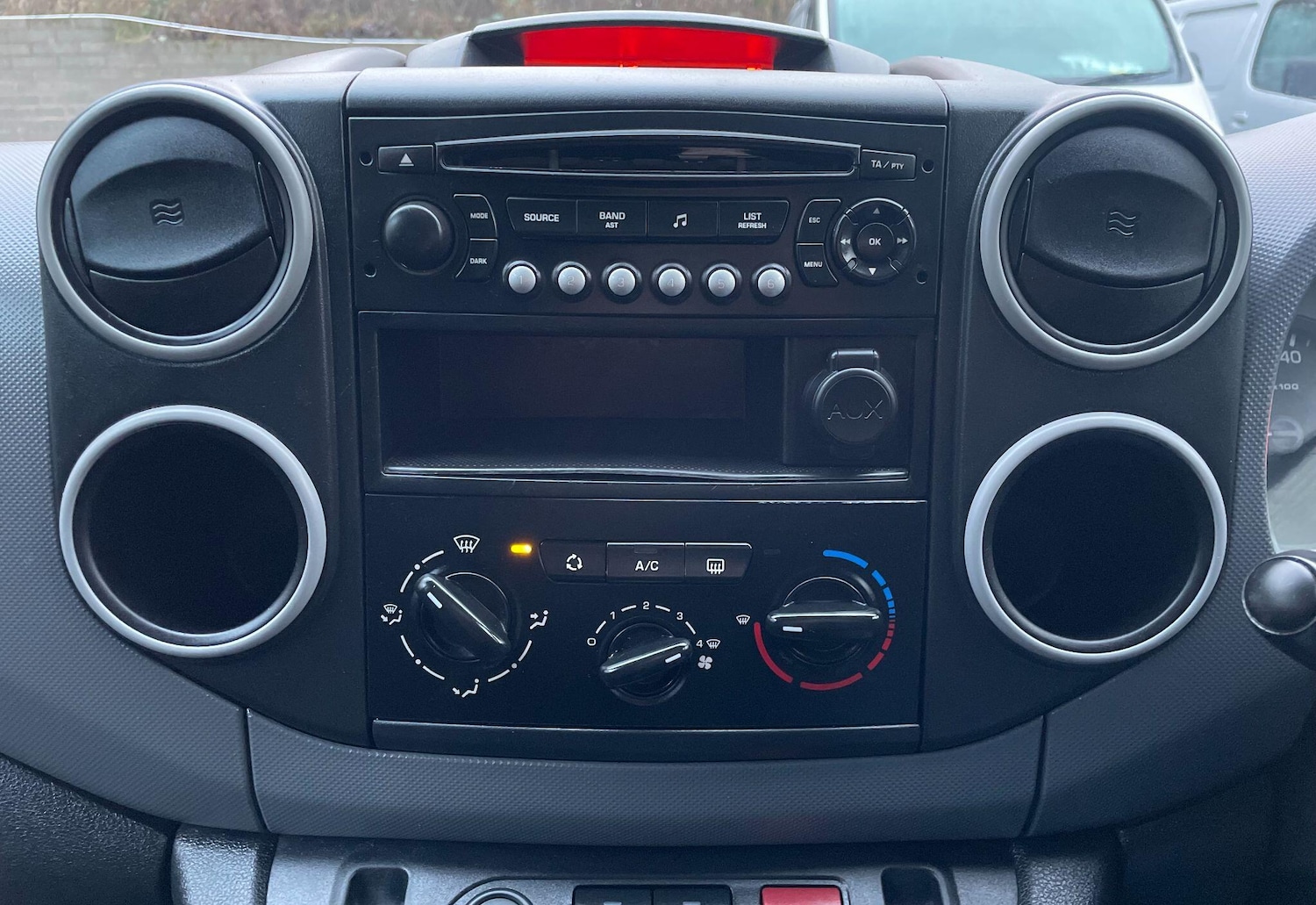 Used Citroen Berlingo 2010 for sale - 77190963: Photo 31