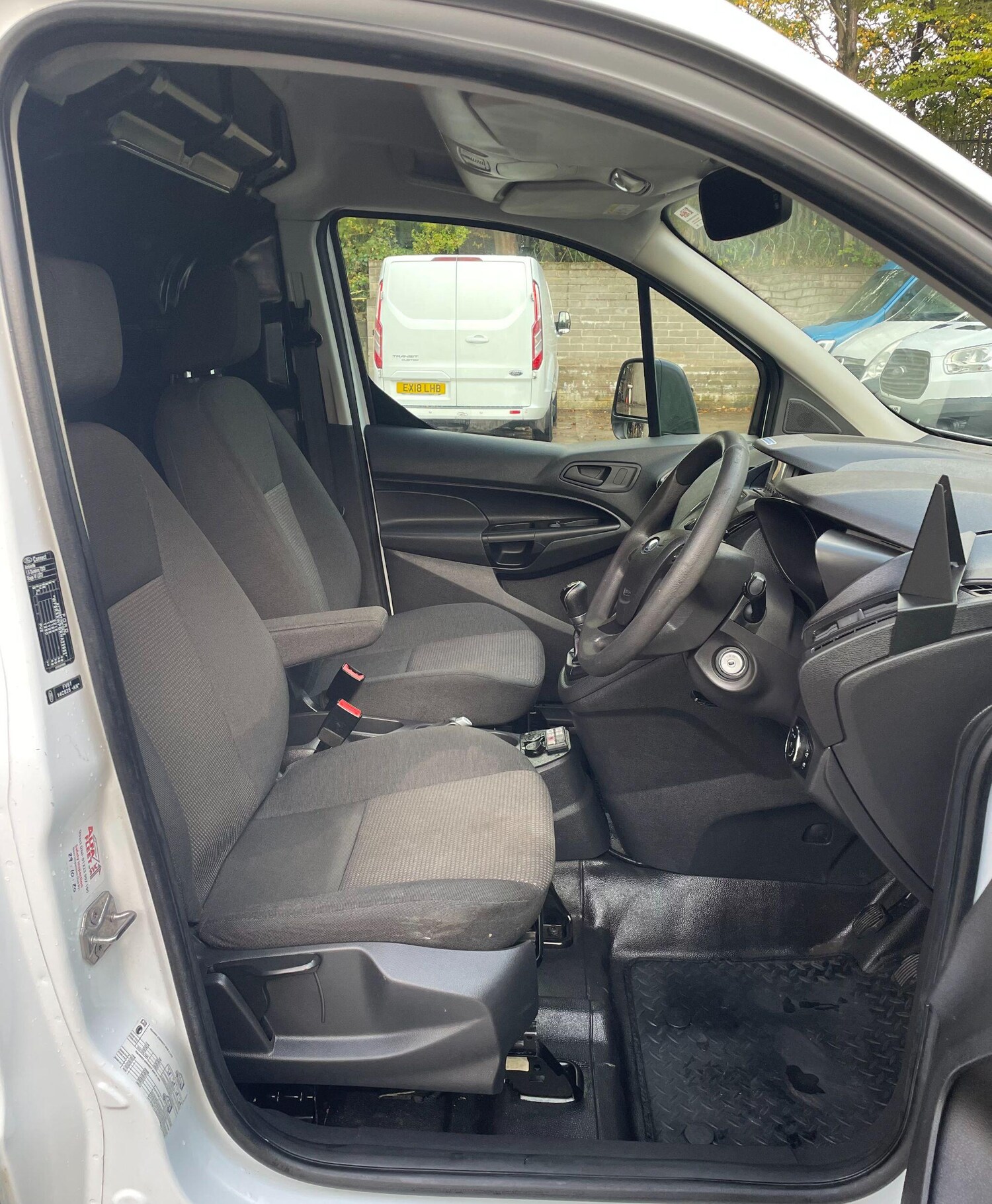 Used Ford Transit Connect 2017 for sale - 76550125: Photo 24