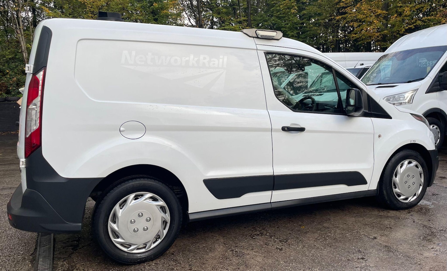 Used Ford Transit Connect 2017 for sale - 76550125: Photo 8