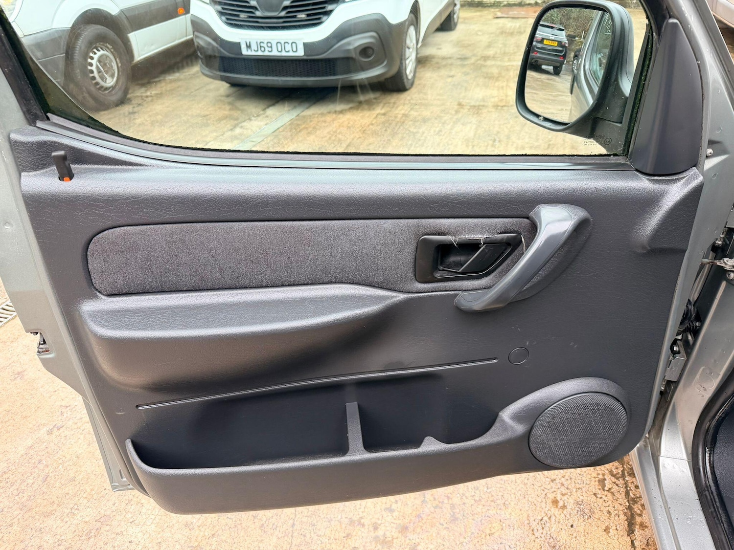 Used Citroen Berlingo for sale - 77511373: Photo 38