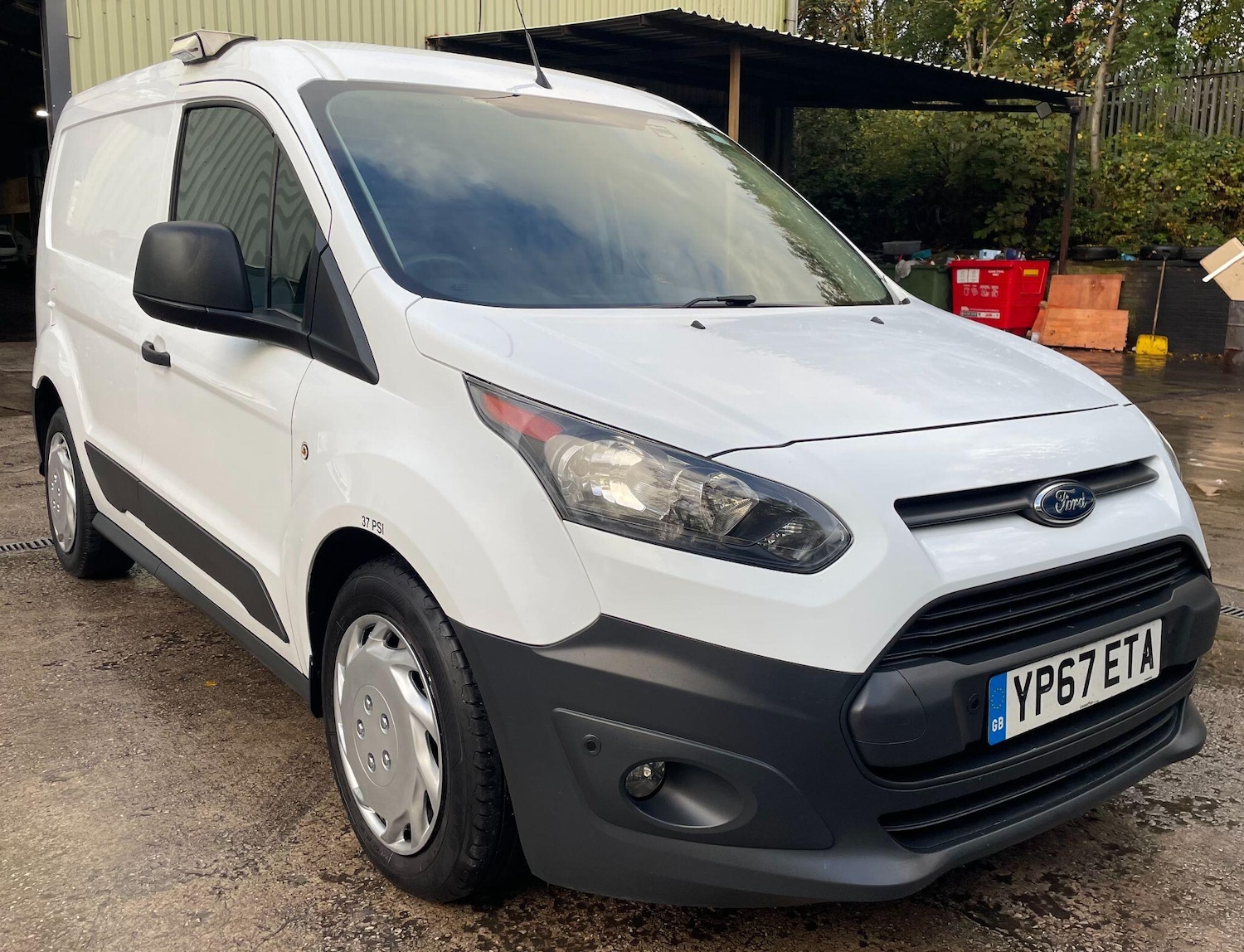 Used Ford Transit Connect 2017 for sale - 76926744: Photo 4