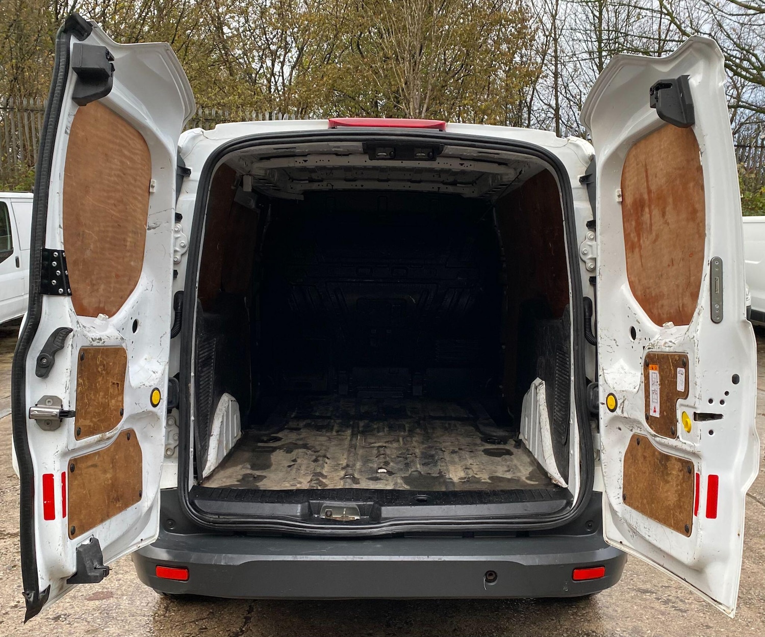 Used Ford Transit Connect 2014 for sale - 76753041: Photo 15