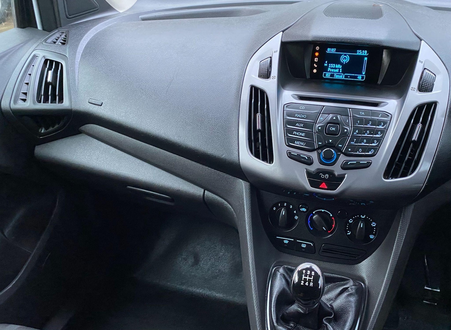 Used Ford Transit Connect 2014 for sale - 76753041: Photo 45