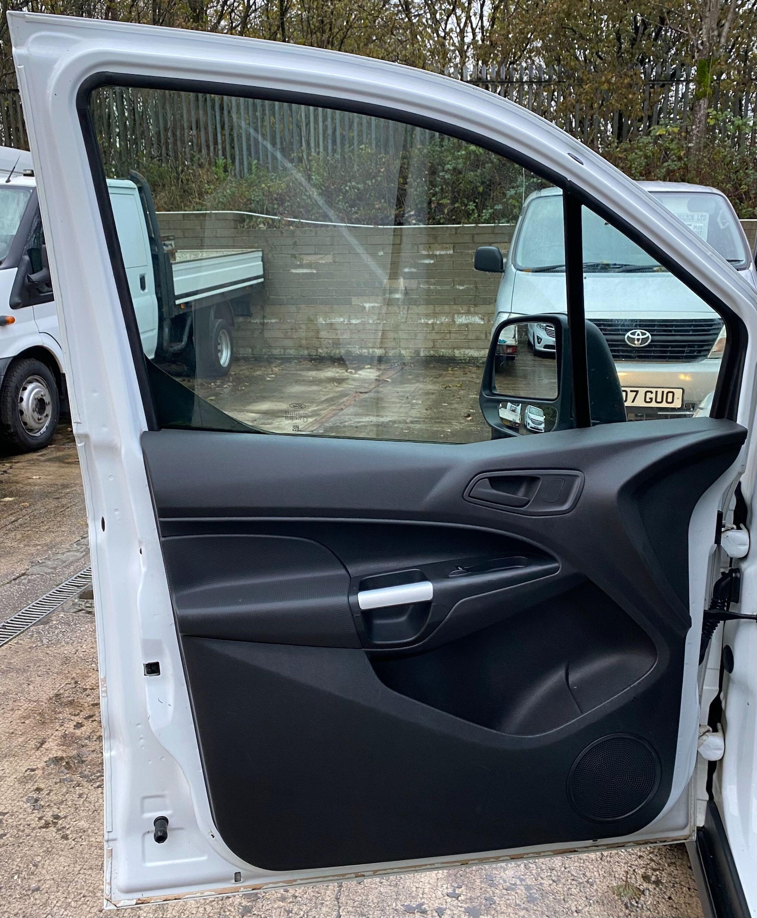 Used Ford Transit Connect 2014 for sale - 76753041: Photo 46